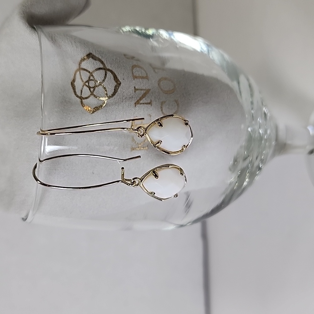 Kendra Scott Dee earrings